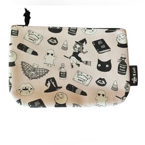 Spooky make up accessory Pouch